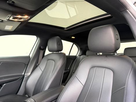 Mercedes Classe A 250 2.0 TB Sport Aut.