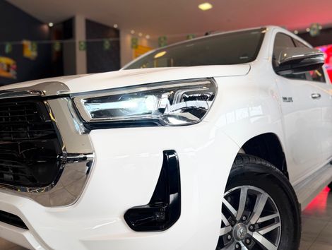 Toyota Hilux CD 4x4 2.8 Diesel Mec.