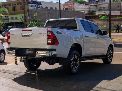 Toyota Hilux CD SRX 4x4 2.8 TDI 16V Diesel Aut.
