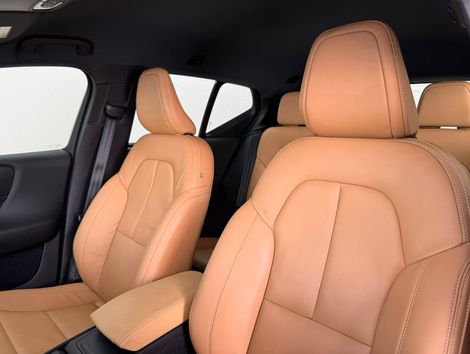 Volvo XC 40 T-4 MOMENTUM 2.0 190cv FWD