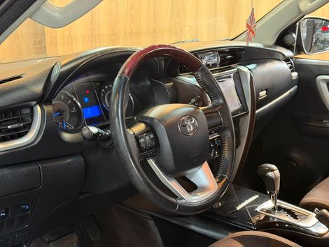 Toyota Hilux CD SR 4x2 2.7 16V/2.7 Flex Aut.