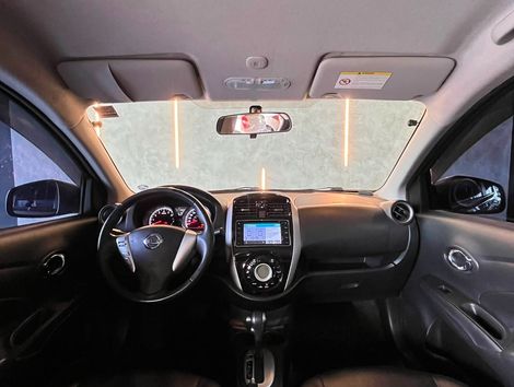 Nissan VERSA UNIQUE 1.6 16V FlexStart 4p Aut.