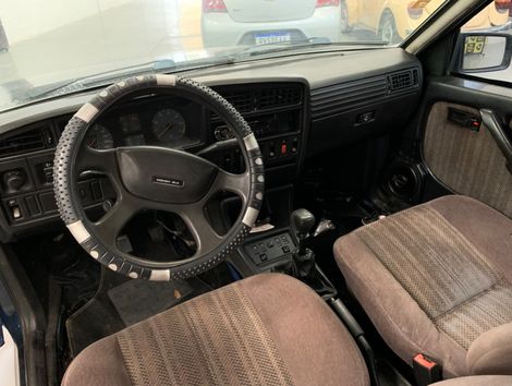 Chevrolet Monza GLS/ Hi-Tech 2.0 EFI 2p e 4p