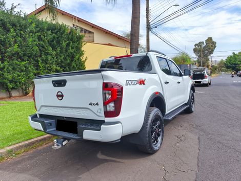 Nissan Frontier PRO4X CD 4x4 2.3 Bi-TB Die. Aut