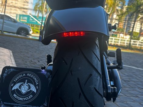 Harley SOFTAIL SPORT GLIDE FLSB