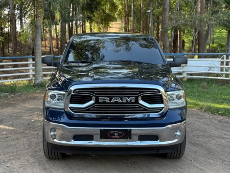 RAM 1500 LIMITED 5.7 CD 4x4 Aut.