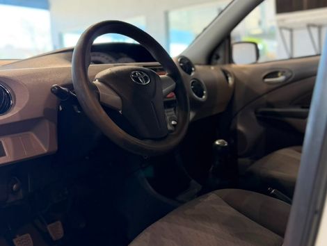 Toyota ETIOS XLS 1.5 Flex 16V 5p Mec.