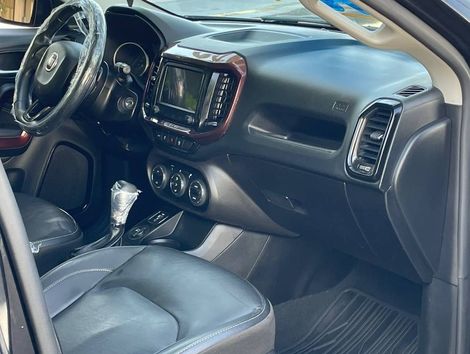 Fiat Toro Freedom 1.8 16V Flex Aut.