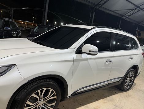 Mitsubishi OUTLANDER 2.2 165cv Diesel Aut.