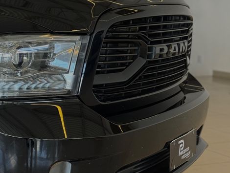 RAM CLASSIC LARAMIE 5.7 CD V8 4X4 Aut.