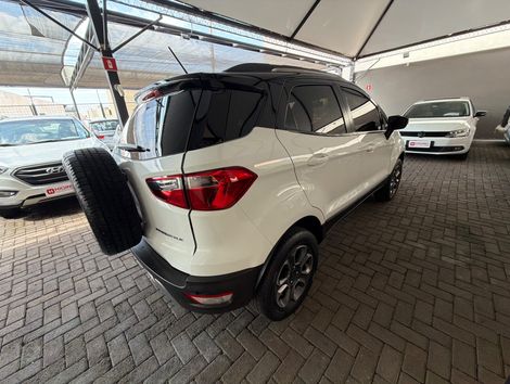 Ford EcoSport FREESTYLE 1.5 12V Flex 5p Mec.
