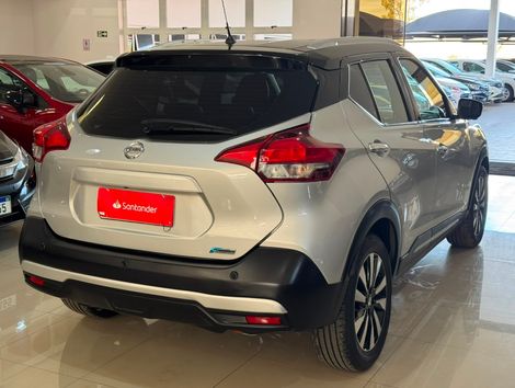 Nissan KICKS SL 1.6 16V FlexStar 5p Aut.