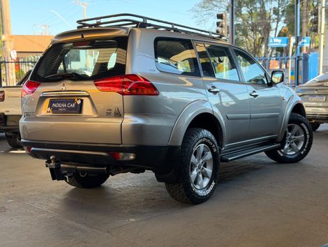 Mitsubishi Pajero DAKAR HPE 3.2 4x4 T.I Dies 5p Aut