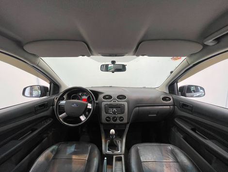 Ford Focus 1.6 S/SE/SE Plus Flex 8V/16V  5p