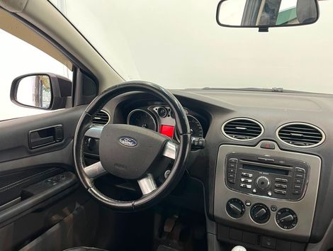 Ford Focus 1.6 S/SE/SE Plus Flex 8V/16V  5p