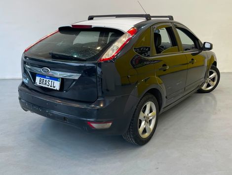 Ford Focus 1.6 S/SE/SE Plus Flex 8V/16V  5p