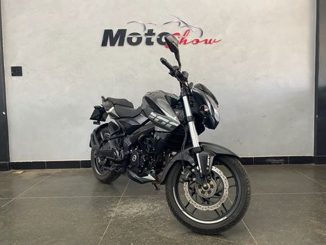 BAJAJ DOMINAR 200
