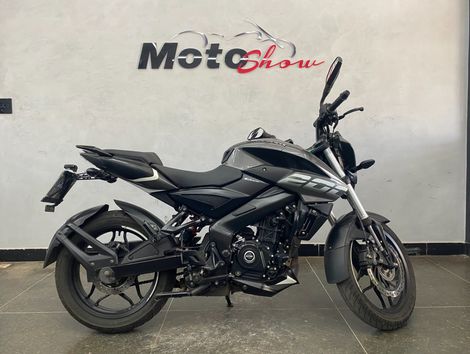 BAJAJ DOMINAR 200