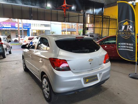 Chevrolet ONIX HATCH LT 1.4 8V FlexPower 5p Mec.