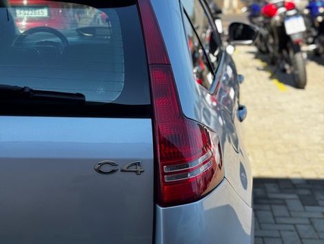 Citroën C4 GLX 1.6 Flex 16V 5p Mec.