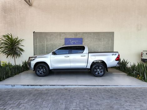 Toyota Hilux CD SR 4x4 2.8 TDI Diesel Aut.
