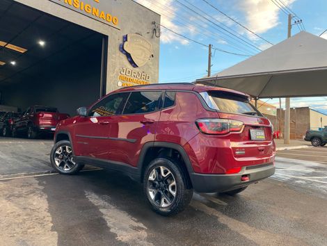 Jeep COMPASS TRAILHAWK 2.0 4x4 Dies. 16V Aut.
