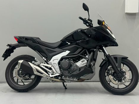 Honda NC 750X/NC 750X ABS