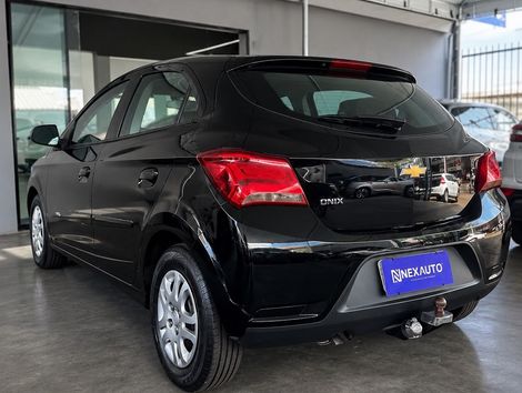 Chevrolet ONIX HATCH LT 1.0 8V FlexPower 5p Mec.
