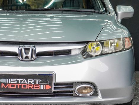 Honda Civic Sedan LXS 1.8/1.8 Flex 16V Aut. 4p