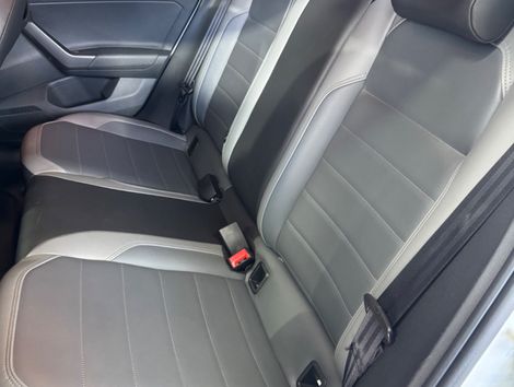 VolksWagen Nivus Highline 1.0 200 TSI Flex Aut.