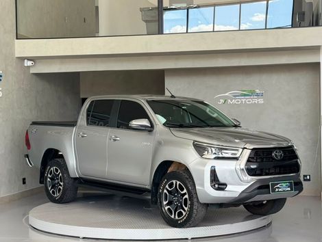 Toyota Hilux CD SRX 4x4 2.8 TDI 16V Diesel Aut.