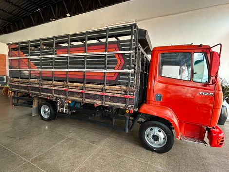 MERCEDES-BENZ 712 2p (diesel)