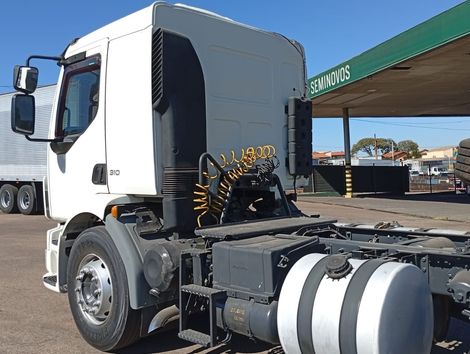 VOLVO VM 310 4x2 2p (diesel)