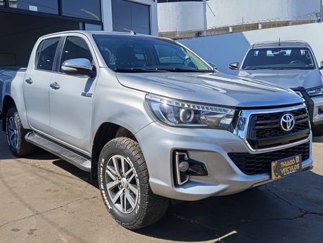 Toyota Hilux CD SRX 4x4 2.8 TDI 16V Diesel Aut.