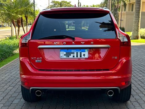 Volvo XC 60 T-6  R-DESIGN 2.0 306cv FWD 5p