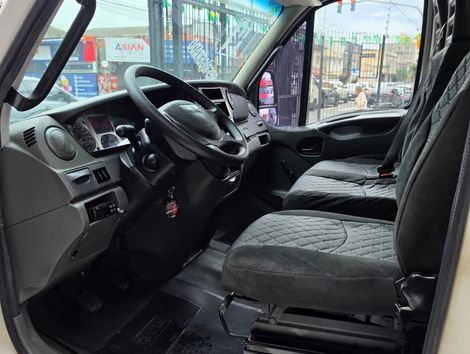 IVECO DAILY CHASSI 35S14 2p (diesel)