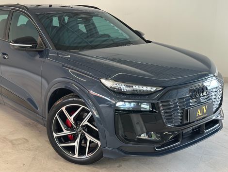 Audi Q6 E-TRON Quattro Perf. Black (Elétrico)