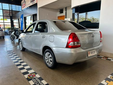 Toyota ETIOS XLS 1.5 Flex 16V 5p Mec.