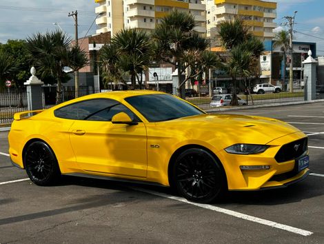 Ford Mustang GT Premium 5.0 V8