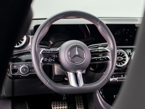 Mercedes CLA-200 AMG Line 1.3 TB 16V Aut. (Híb.)