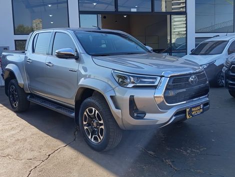 Toyota Hilux CD SRX 4x4 2.8 TDI 16V Diesel Aut.
