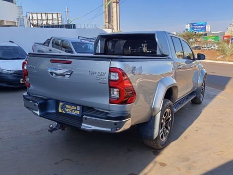 Toyota Hilux CD SRX 4x4 2.8 TDI 16V Diesel Aut.