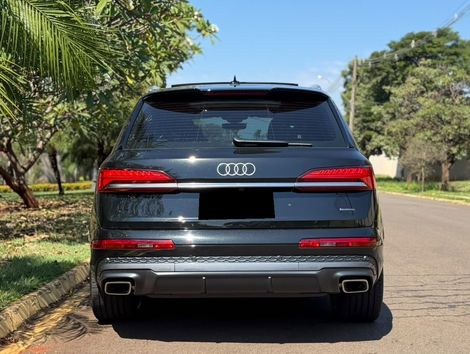 Audi Q7 S-Line 3.0 V6 TFSI Qua. Tip. (Híb.)  