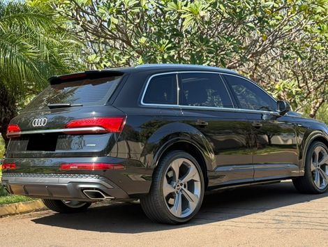 Audi Q7 S-Line 3.0 V6 TFSI Qua. Tip. (Híb.)  