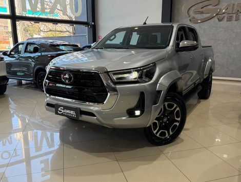 Toyota Hilux CD SRX Plus 4x4 2.8 TDI Die. Aut.