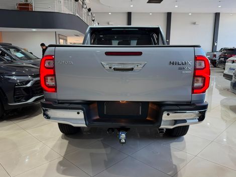 Toyota Hilux CD SRX Plus 4x4 2.8 TDI Die. Aut.