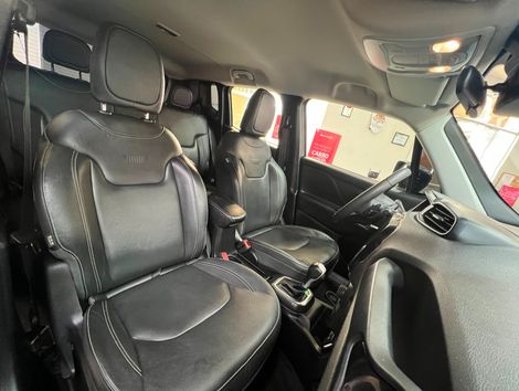 Jeep Renegade Long. T270 1.3 TB 4x2 Flex Aut.