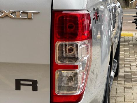 Ford Ranger Limited 3.2 4X4 Cd Diesel Aut. - foto 10