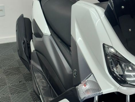 YAMAHA NMAX 160