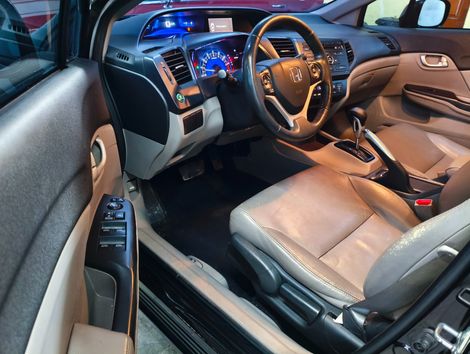 Honda Civic Sedan LXR 2.0 Flexone 16V Aut. 4p